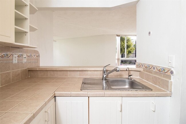 Building Photo - 6995 NW 186th St