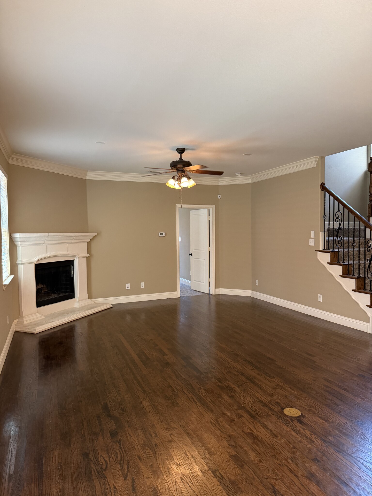 Building Photo - 705 Rembrandt Ct