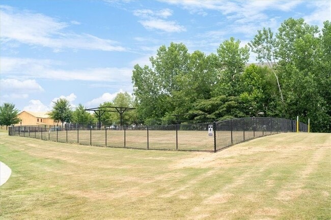 Building Photo - 1780 Sanford Ln