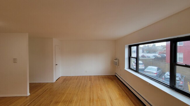 Building Photo - 204 Woodcliff Ave