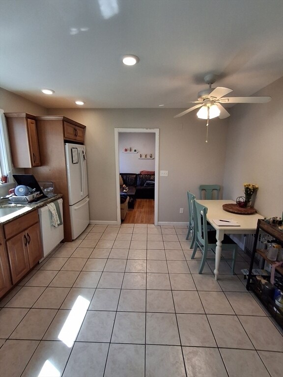 Building Photo - 24 French St