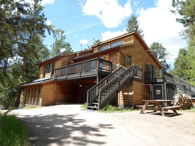 Building Photo - 12345 Bear Haven Rd