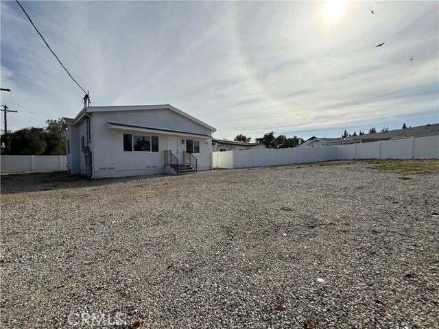 Building Photo - 9132 Balcom Ave