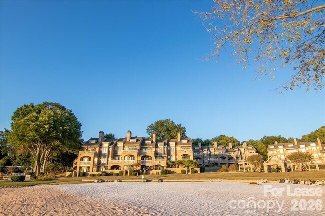 Building Photo - 646 Portside Dr