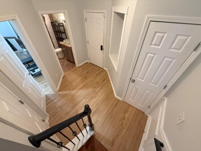 Building Photo - 3659 Chicago St NW