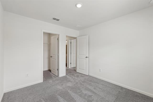 Building Photo - 3225 Landslide Dr