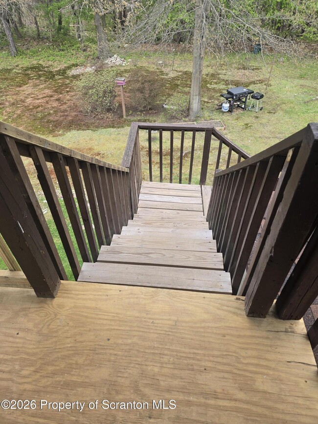 Building Photo - 962 Wood St