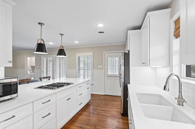 Building Photo - 9203 Livenshire Dr