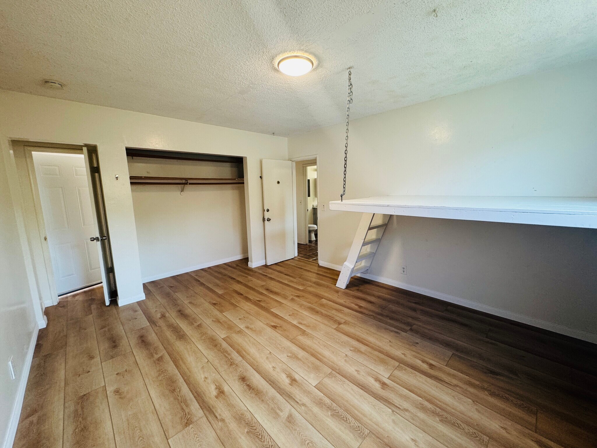 Building Photo - 6705 Trigo Rd