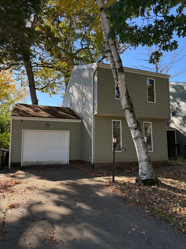 Building Photo - 3112 20th St NW