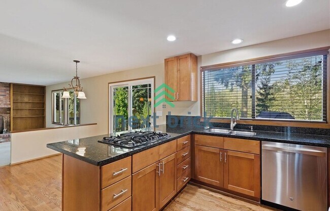 Building Photo - Beautiful 4-Bedroom Home with Spacious Yard in a Quiet Cul-de-Sac