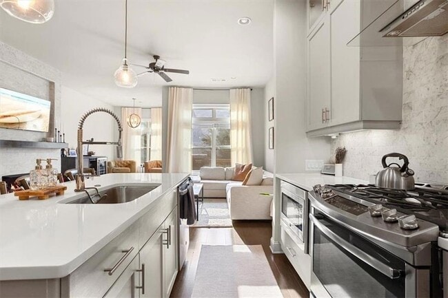 Building Photo - 4149 Township Pkwy