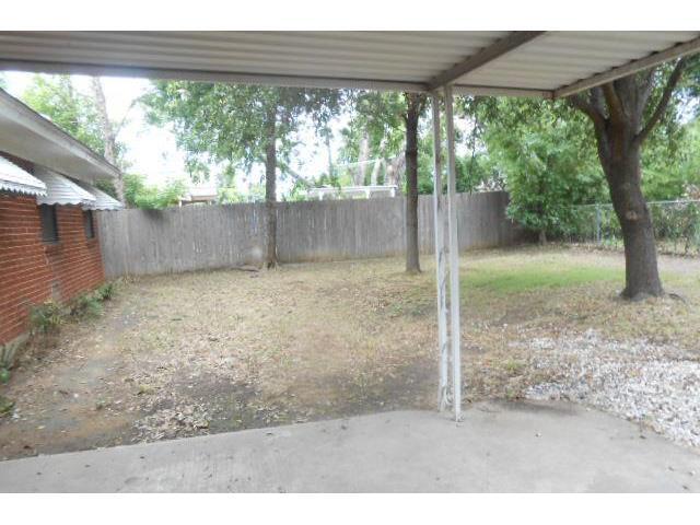 Building Photo - 1608 Mims St