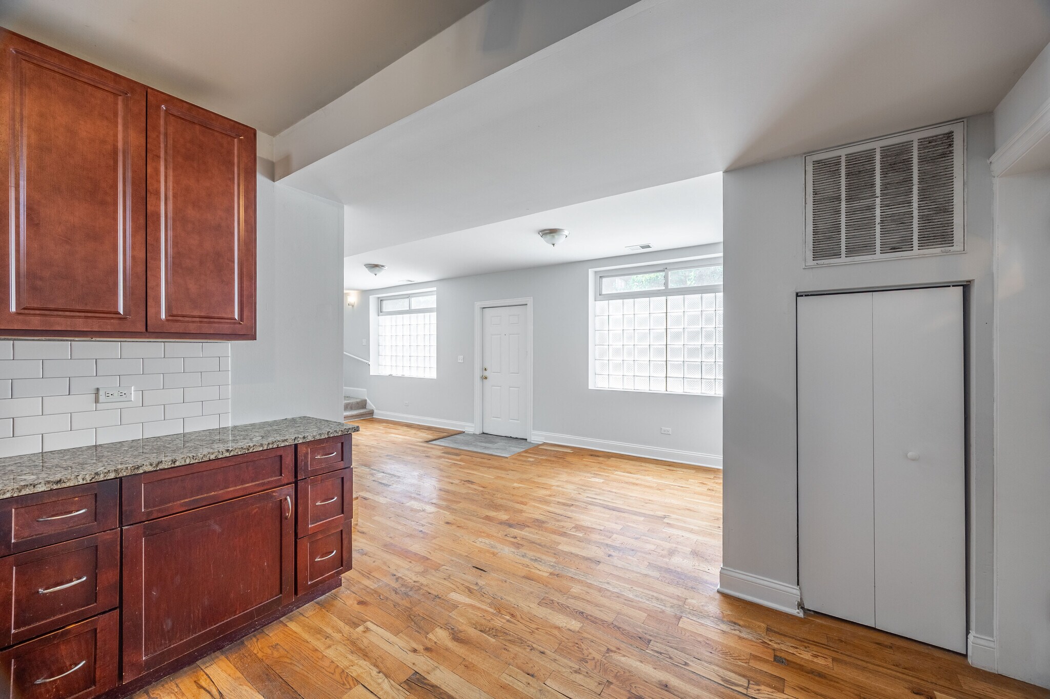 Building Photo - 1505 N Talman Ave