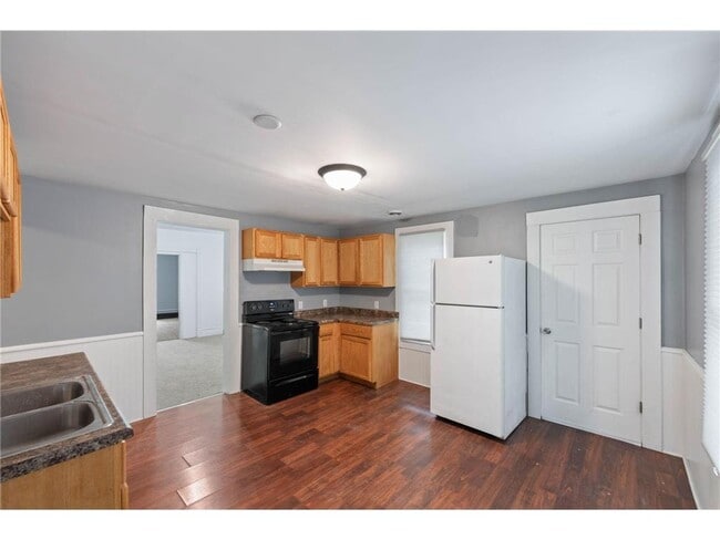 Building Photo - 4615 N Colfax Ave