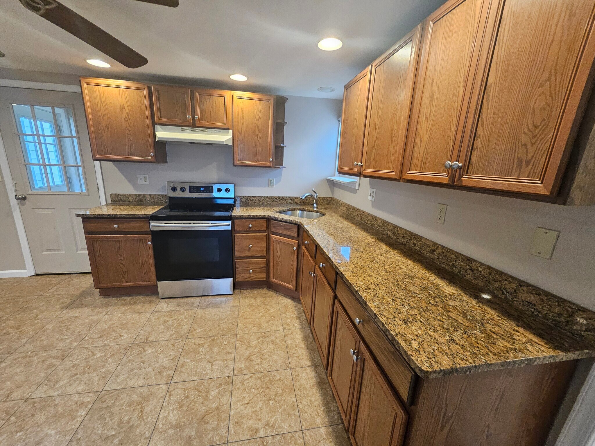 Building Photo - 122 Lackawanna Ave