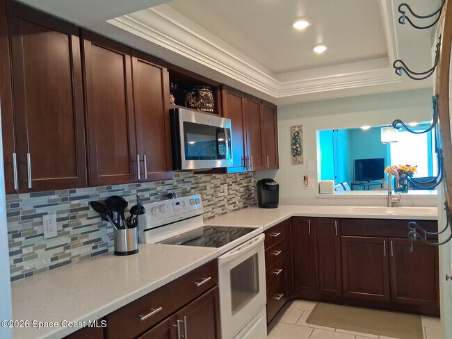 Building Photo - 1860 N Atlantic Ave