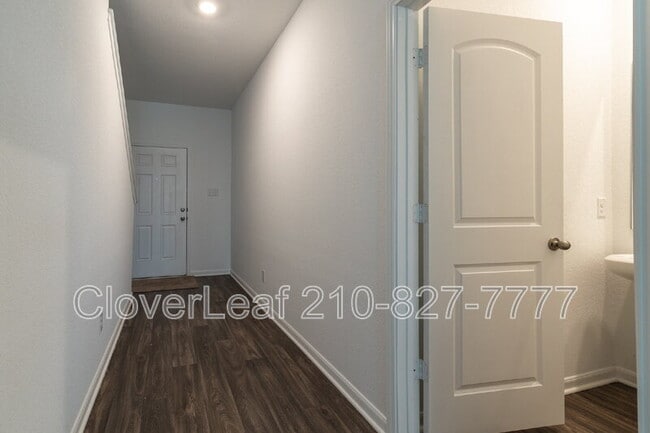 Building Photo - 4139 Trail de Paris