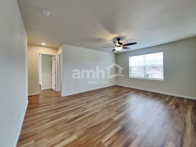 Building Photo - 9011 NE 165th Ave