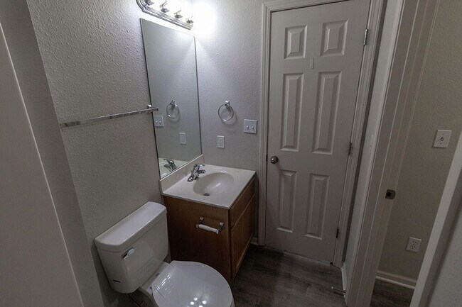 Building Photo - 3916 Snowy Owl Dr