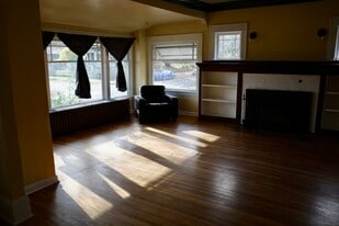 Living Room - 8607 SE Morrison St