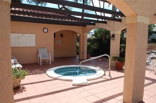 Building Photo - 6020 Verde Trail S