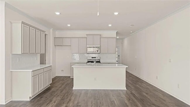 Building Photo - 317 Sound Cir