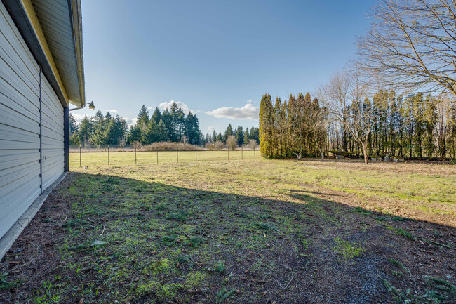 Building Photo - 4 Bedroom 3 Bath Home -  EVERGREEN AIRPARK...