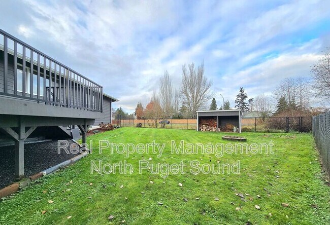 Building Photo - 8711 70th Dr NE