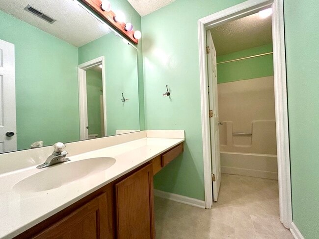 Building Photo - 1210 Somersby Ln