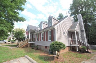 Building Photo - Price Reduction in Apex! Charming 3BR Half-Duplex Near Downtown