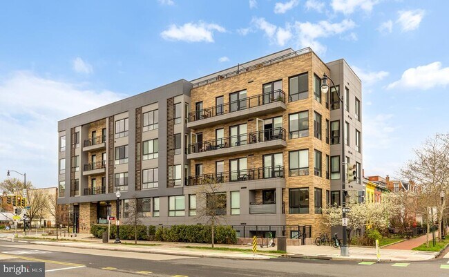 Building Photo - 1550 11th St NW