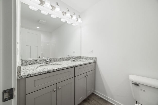 Building Photo - 1216 Gillespie Ln