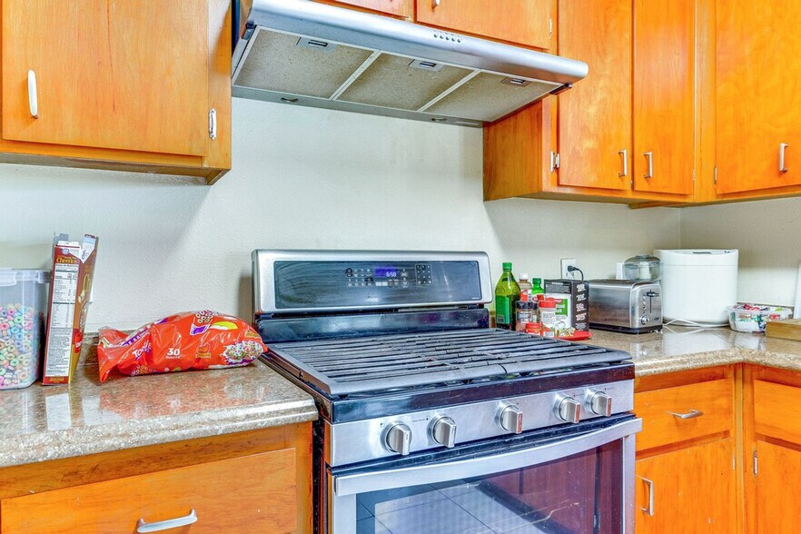 Building Photo - 110 Pasco Dr