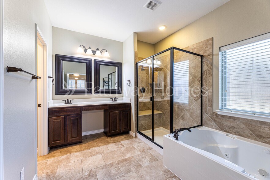 Building Photo - 119 Highwood Ave