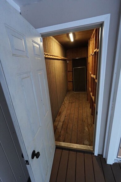 Building Photo - 29920 W Randor Dr