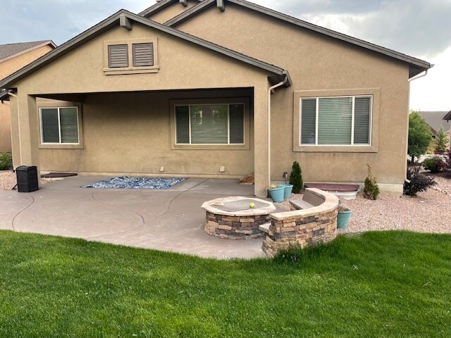 Building Photo - 12737 Mission Meadow Dr