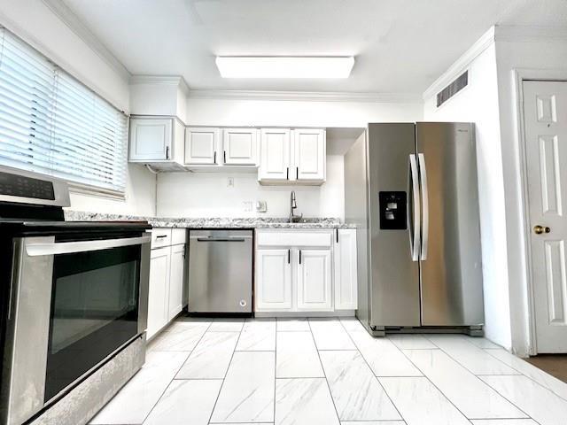 Building Photo - 3113 Colonial Way