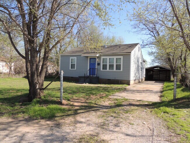 Building Photo - 5312 W 11th Pl