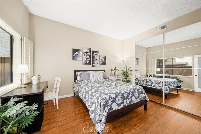 Den/office/3rd bedroom - 444 W Huntington Dr