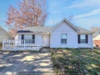 Building Photo - 7065 Village Ln