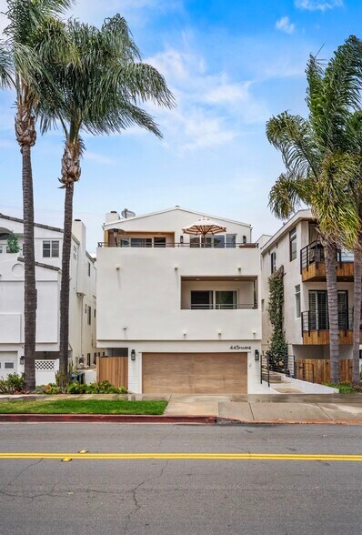 Building Photo - 445 Marine Ave