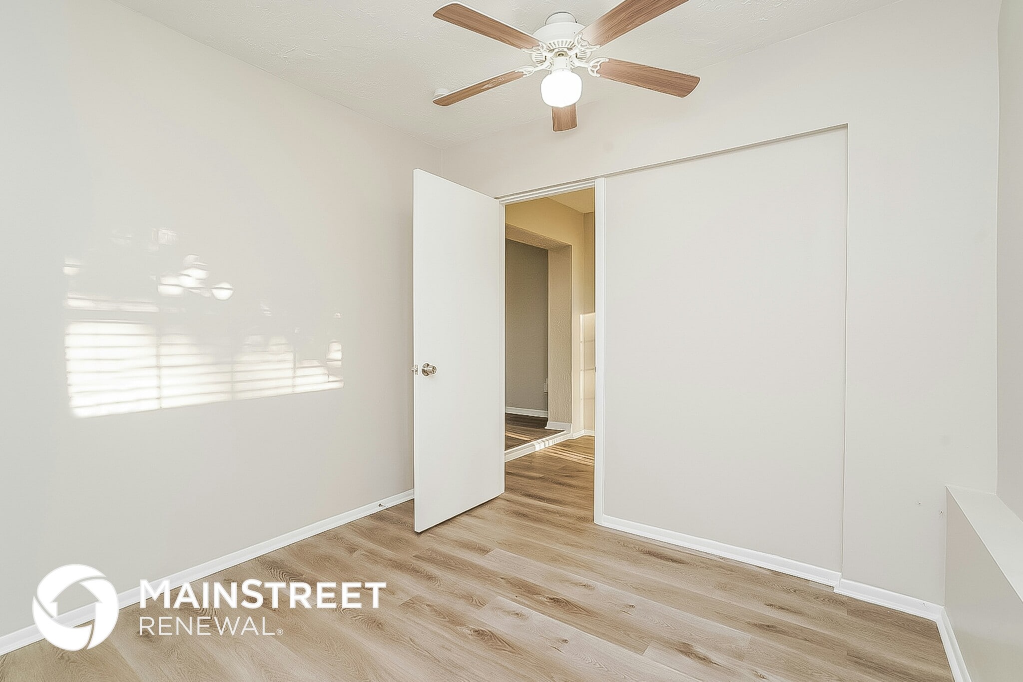 Building Photo - 13430 Litewood Dr