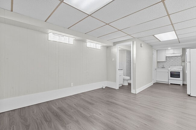 Building Photo - 19162 Beech Daly Rd