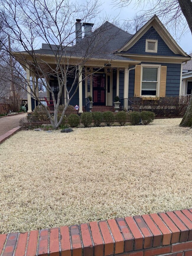 2 bed, 2 bath in Central Gardens 746 Metcalf Pl Memphis TN 38104