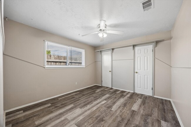 Building Photo - 10314 Sagerock Dr