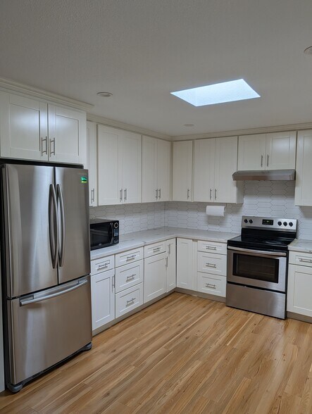 Building Photo - 487 Tuscarora Dr