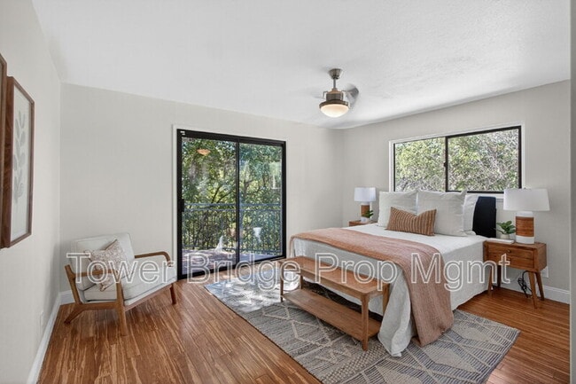 Building Photo - 3937 Orangewood Dr