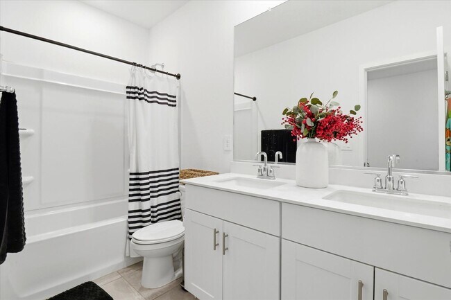 Building Photo - 19295 N Avelino Dr