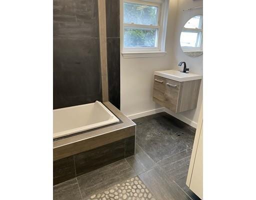 Building Photo - 43 Jacobs Terrace